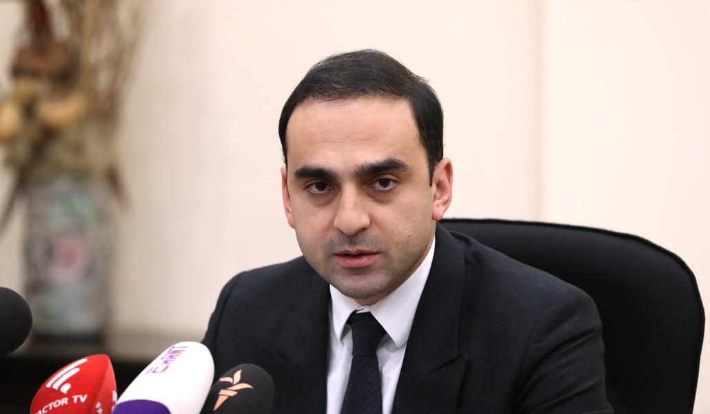 Առաջարկում եմ մտածենք, թե ինչպես է Հայկ Մարությանը Մոնումենտում կառուցում բազմաբնակարան շենք, այդ հարցը ինձ շատ հուզում. Ավինյան
