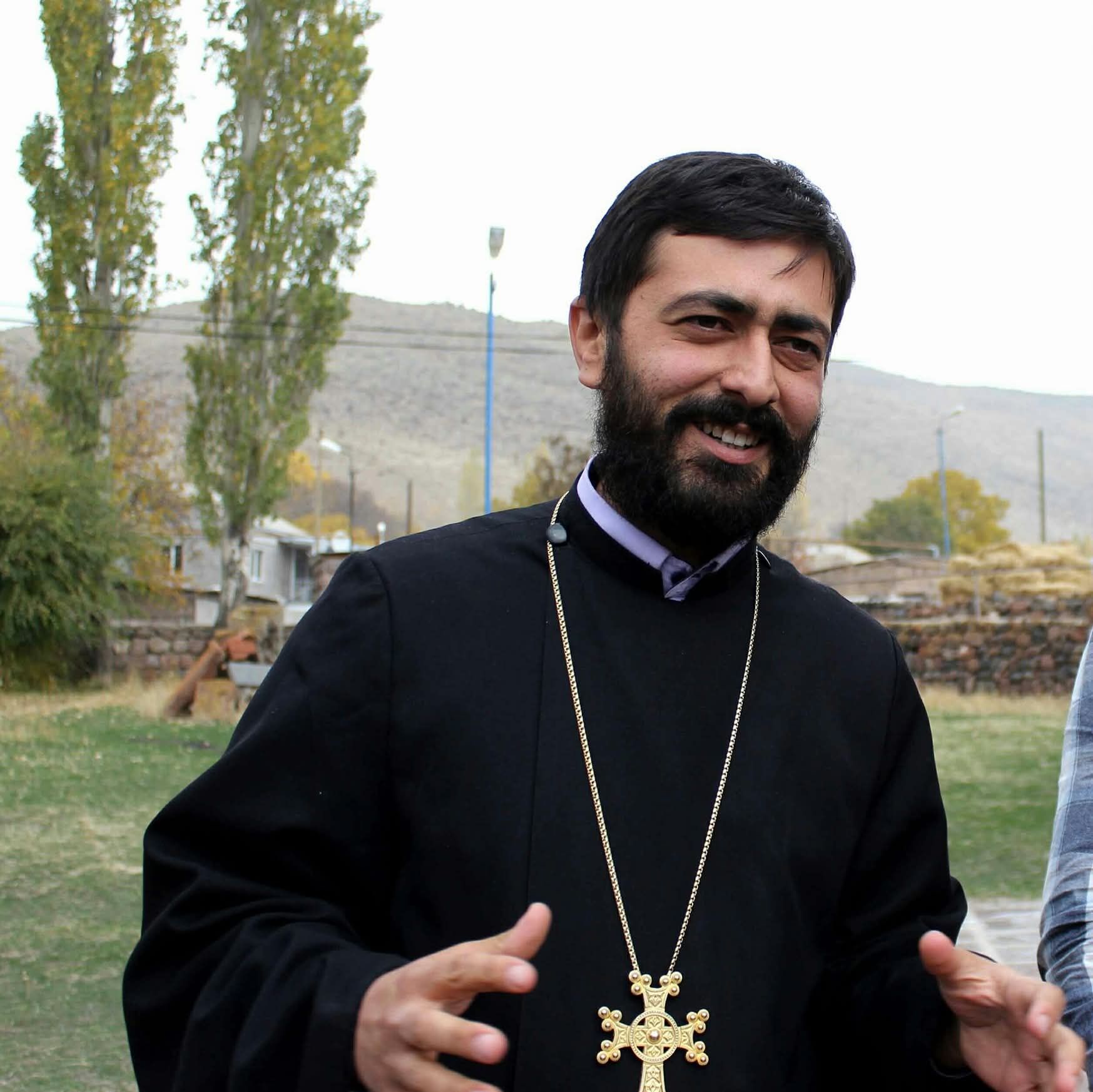 Ես միանում եմ Տեր Արամի արդար ձայնին, քանզի այլևս չեմ կարող լուռ մնալ․ Տեր Թադե