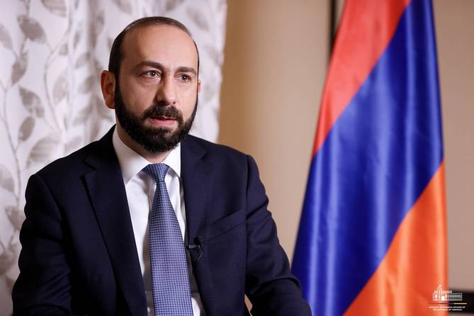 Չենք կիսում ընկալումը, թե մեր Սահմանադրության մեջ Ադրբեջանի համար մտահոգիչ որևէ դրույթ կա, չենք բանակցում սրա շուրջ. Միրզոյան