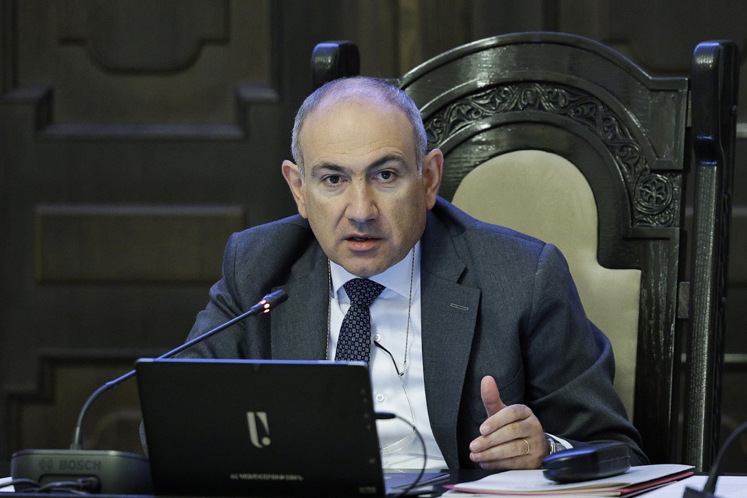 Այսօր բազմաթիվ մարդիկ, ովքեր իրենց վերապահում են Սփյուռքի անունից խոսել, ընդհանրապես Սփյուռքի մարդկանց հետ ոչ մի կապ չունեն. Փաշինյան
