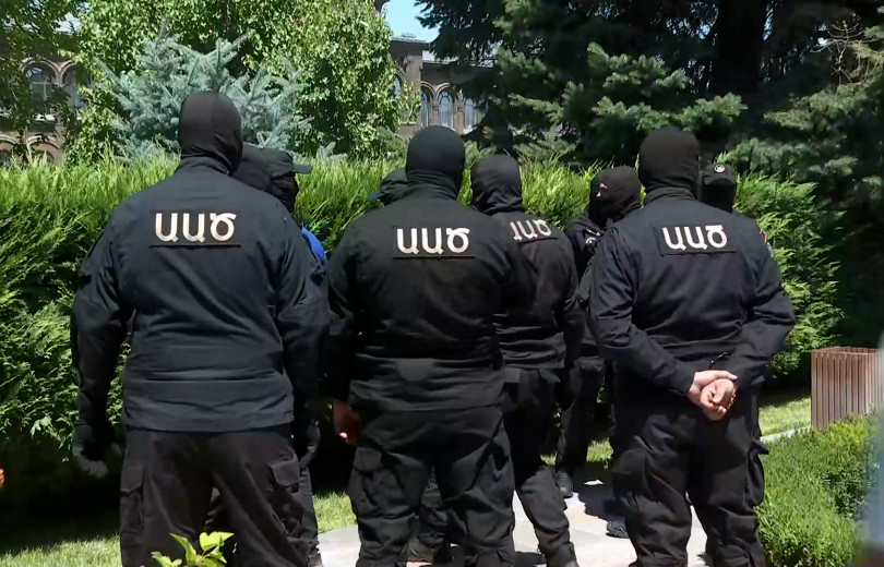 Քննչական գործողություններ են իրականացվում «Մայր Հայաստան» կուսակցության գրասենյակում