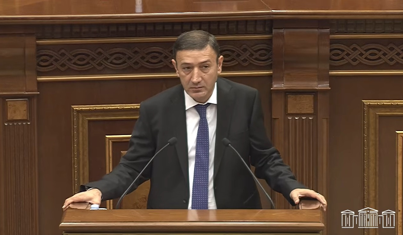 ԱԺ-ն քննարկում է տնտեսական հարցերի մշտական հանձնաժողովի նախագահի պաշտոնում Բաբկեն Թունյանի թեկնածության հարցը