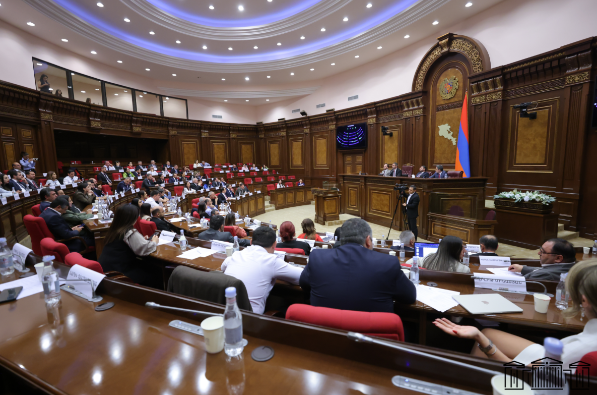 ԱԺ-ում հայտարարությունների ժամ է. ուղիղ